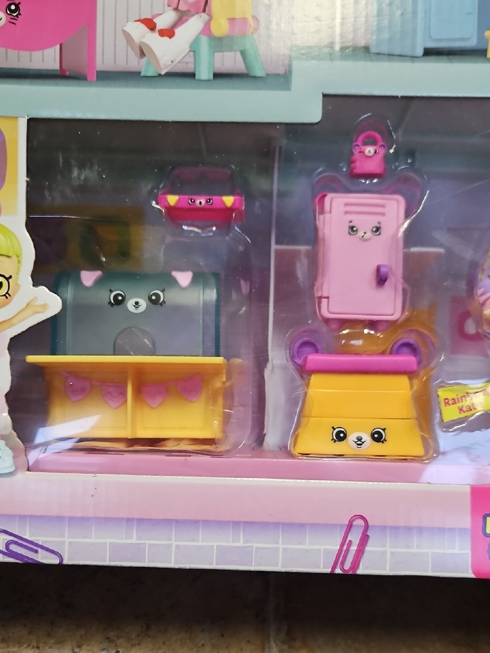 Shopkins Happy Places Happyville High School Playset NIB - Picture 3 of 9